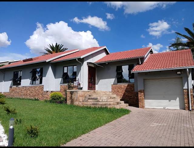 3 BEDROOM HOUSE FOR SALE IN VORNA VALLEY